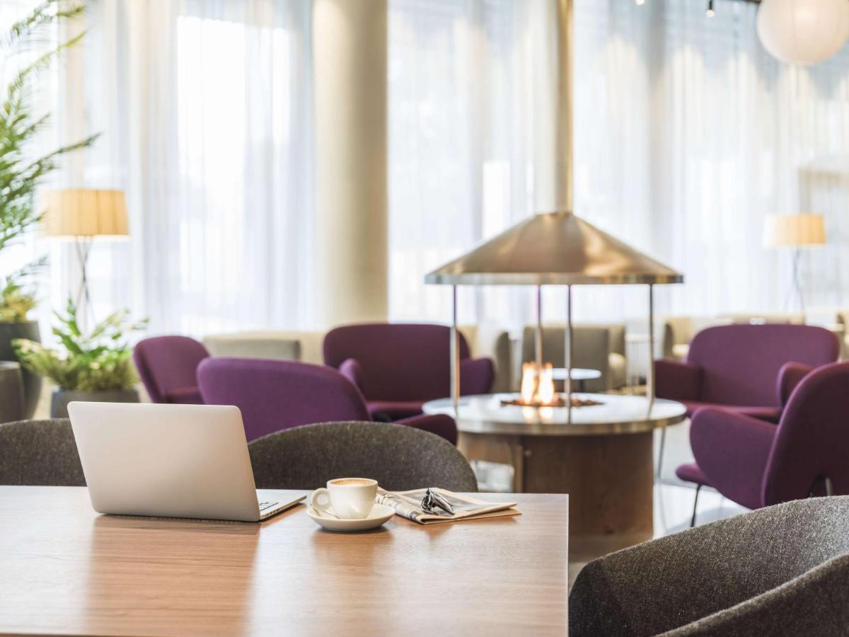 Radisson Blu Plaza Hotel, Oslo Exterior photo "The hotel is a place for work"